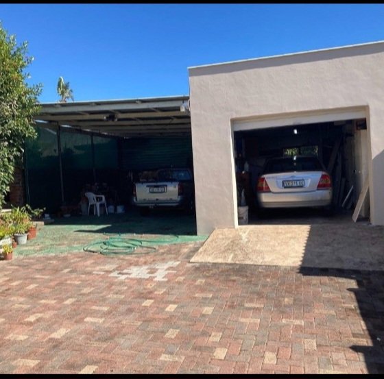 4 Bedroom Property for Sale in Amalinda Eastern Cape